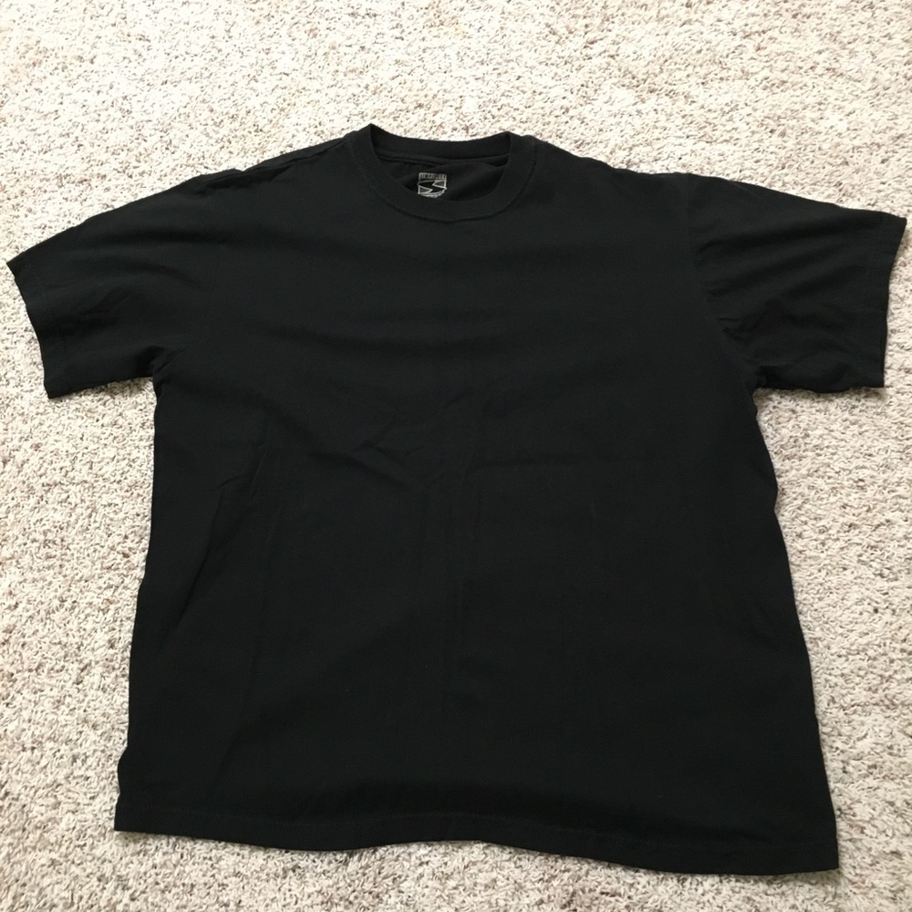 Men’s black T-shirt